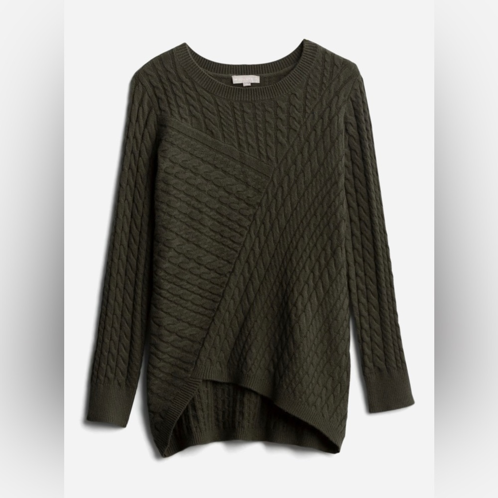 Evolution by Cyrus sweater, size M, evergreen.